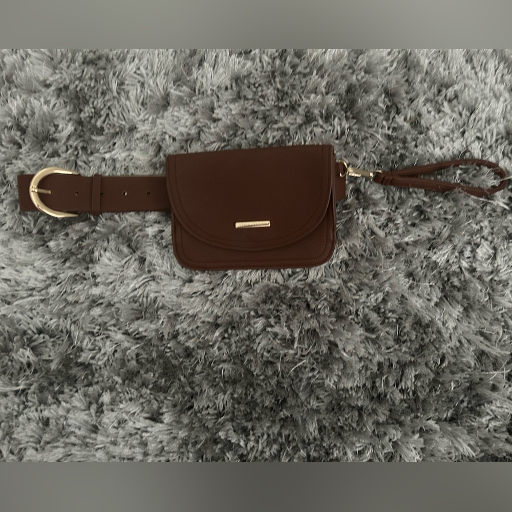 Vince Camuto Fanny pack/ belt purse